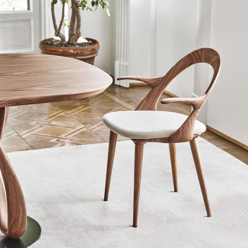 Ester Chair