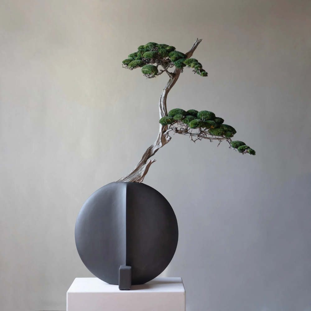 Guggenheim Vase, Big