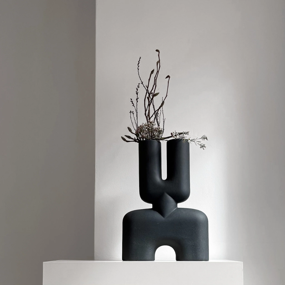 Cobra Vase Double, Medio