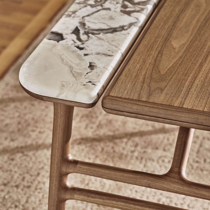 Aksel Writing Desk